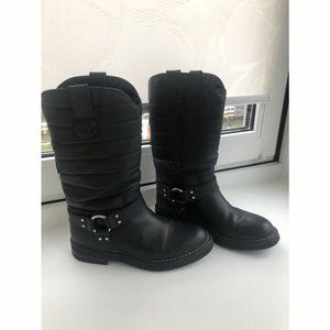 Beautiful Chanel Boots EU 37.5